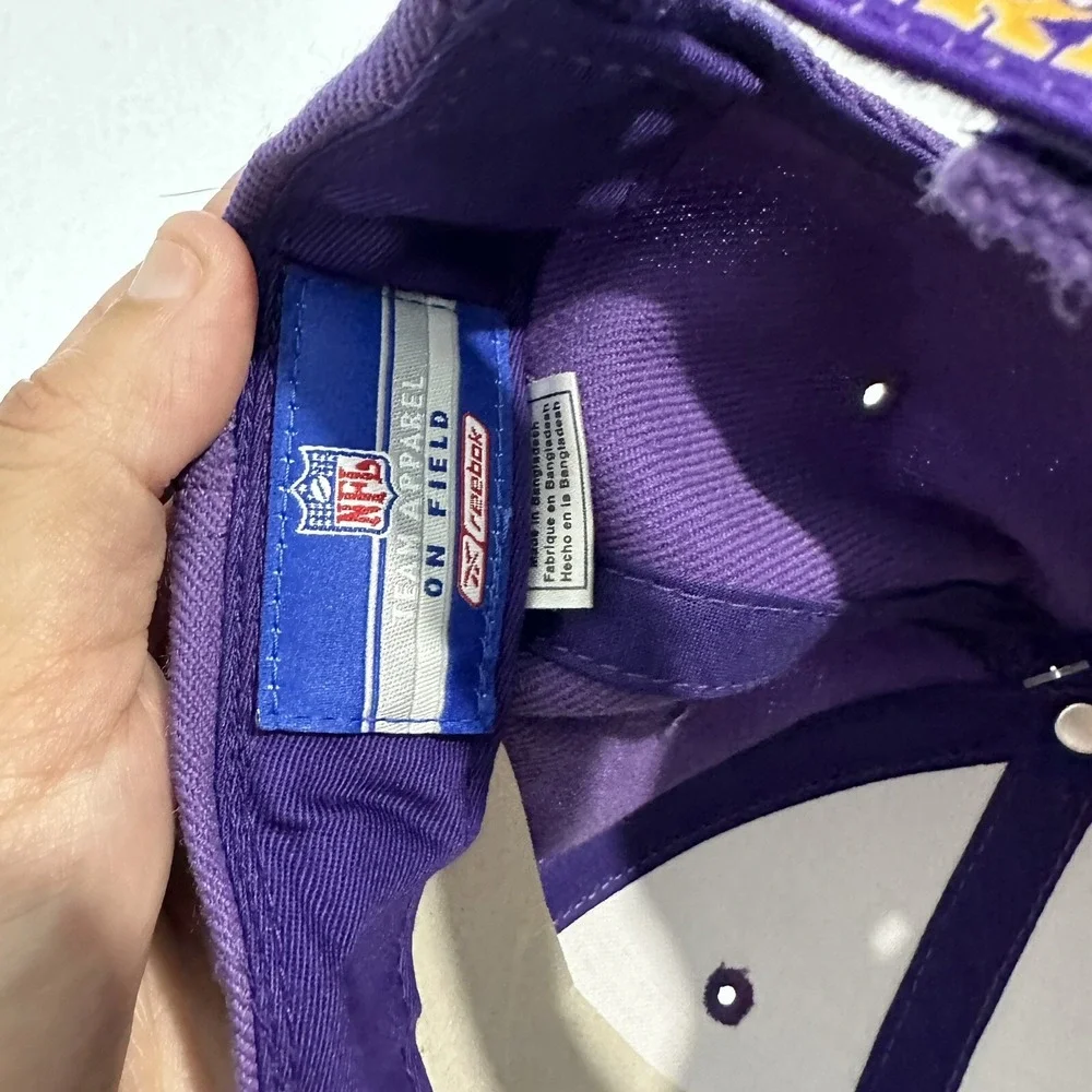 VTG‎ Minnesota Vikings Hat Reebok NFL On Field Team Apparel Strapback Y2K Purple